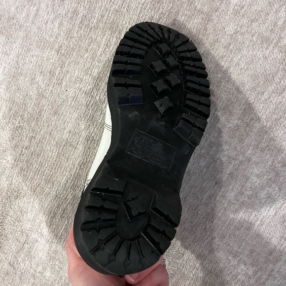 2976 Smooth Leather Chelsea Platform White Quad Dr. Martens size 6 - Picture 9 of 11